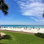 Pelican Walk 502